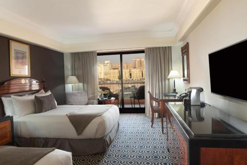 room-image