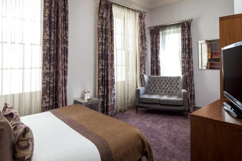 room-image