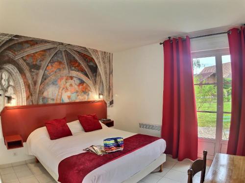 room-image