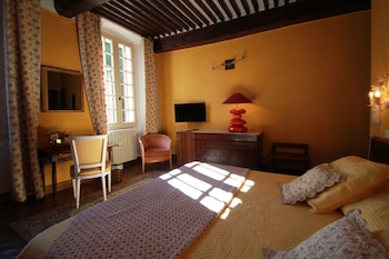 room-image