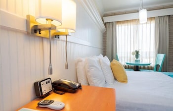 room-image