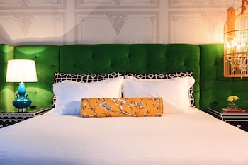 room-image