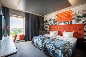 room-image