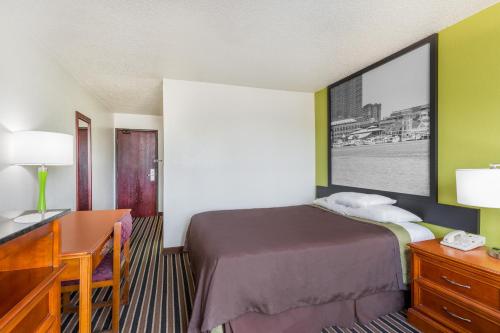 room-image