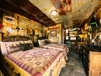 room-image