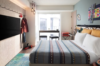 room-image