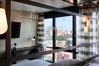 room-image