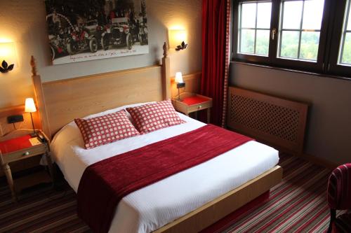 room-image