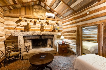room-image