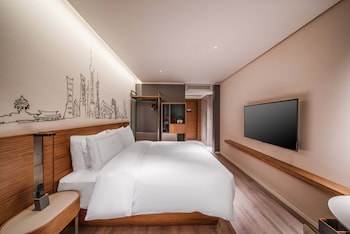 room-image