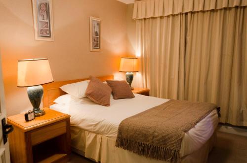 room-image