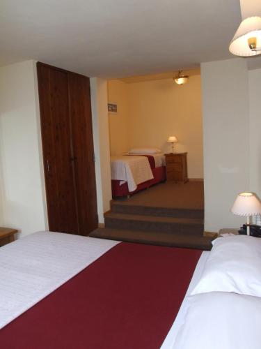 room-image