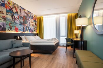room-image