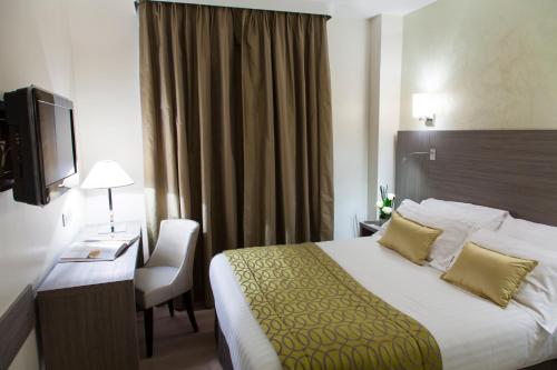 room-image