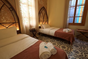 room-image