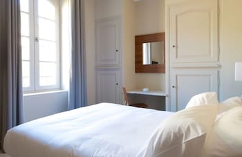 room-image