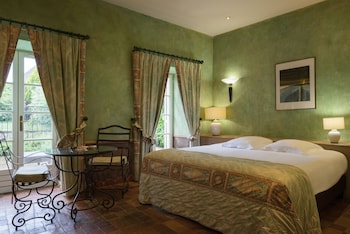 room-image