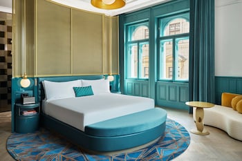 room-image