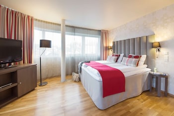 room-image