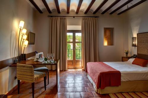 room-image