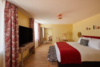 room-image