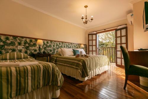 room-image