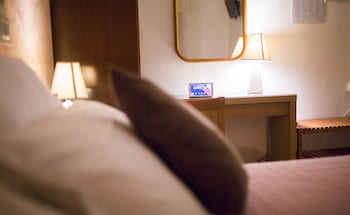 room-image