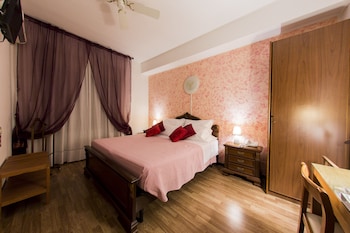 room-image