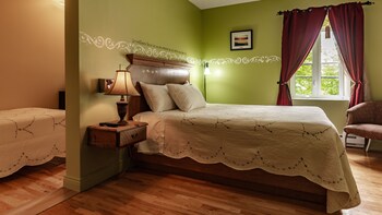 room-image