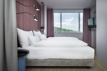 room-image