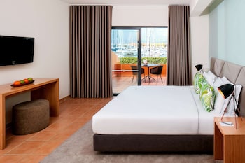room-image