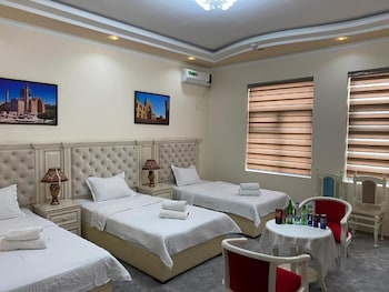 room-image