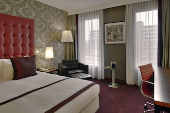 room-image