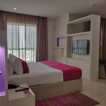 room-image