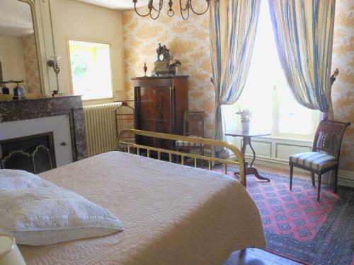 room-image