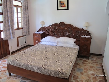 room-image