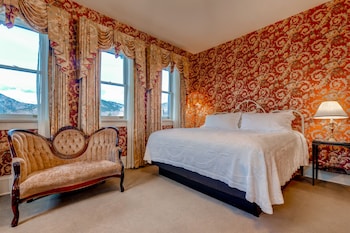 room-image
