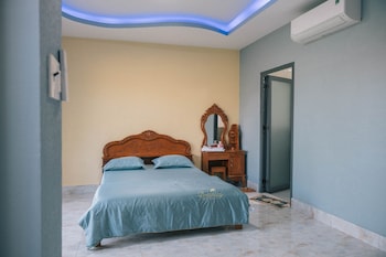 room-image