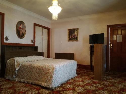 room-image