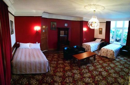 room-image