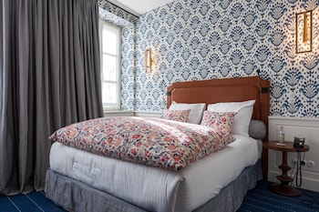 room-image