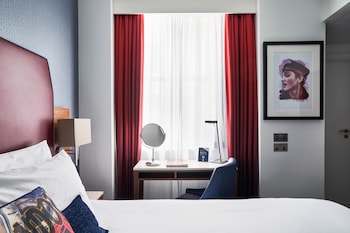 room-image