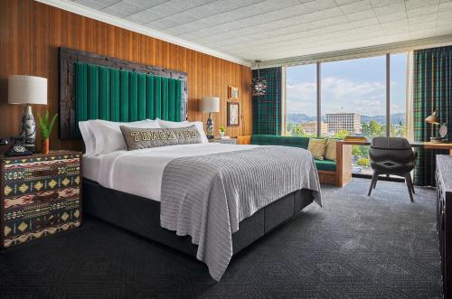 room-image