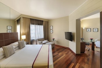 room-image