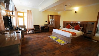 room-image