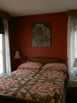 room-image