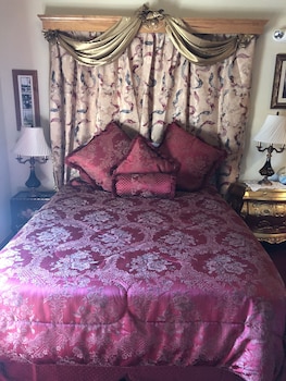 room-image
