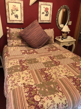room-image