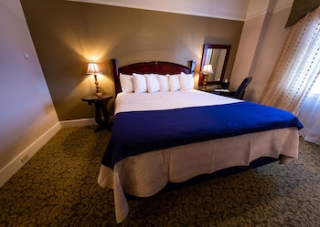 room-image