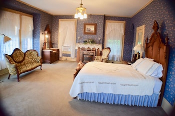 room-image